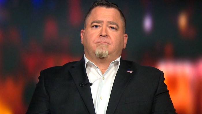 Background of Luis Elizondo Small